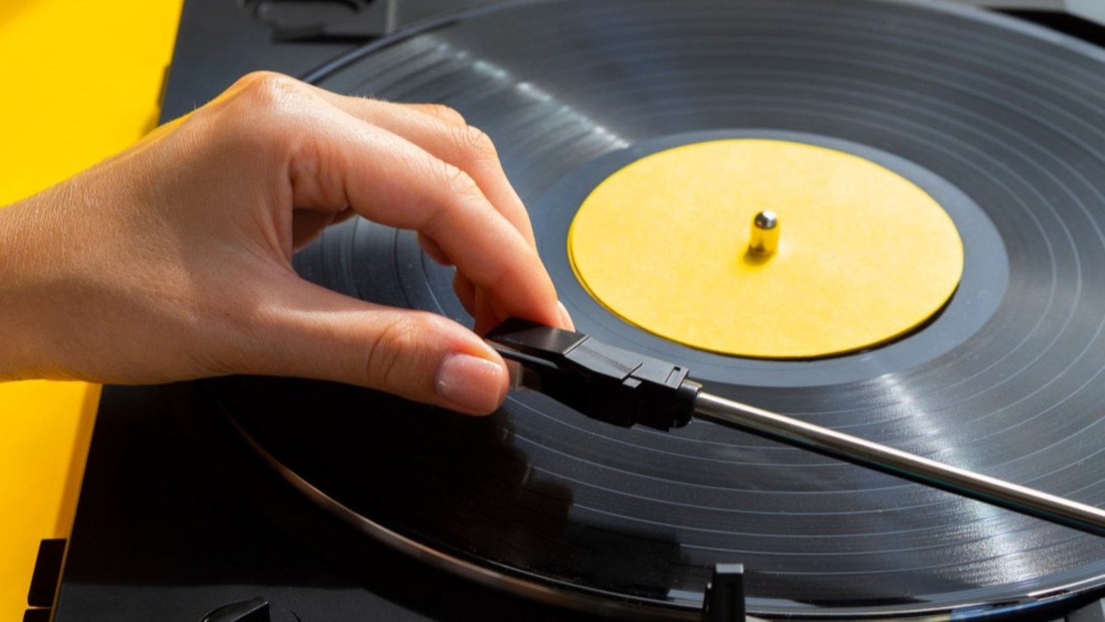 Preserving Vinyl: A Collector’s Essential Guide
